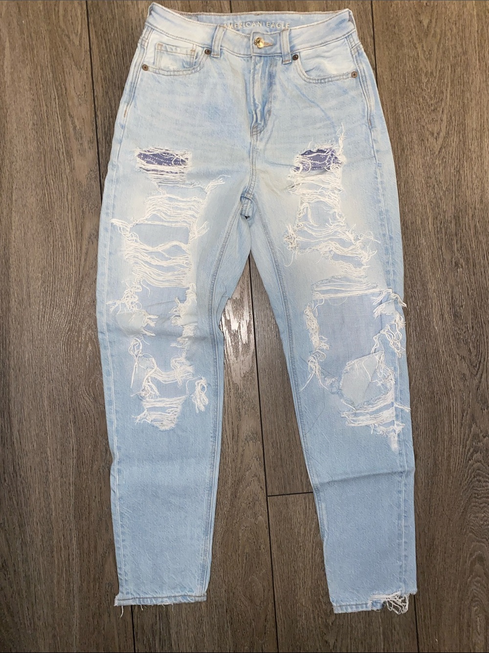 American Eagle ripped jeans size 0